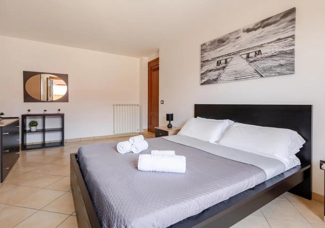 Garden Villa - Free Parking, Wi-Fi E Netflix Fiumicino Dış mekan fotoğraf