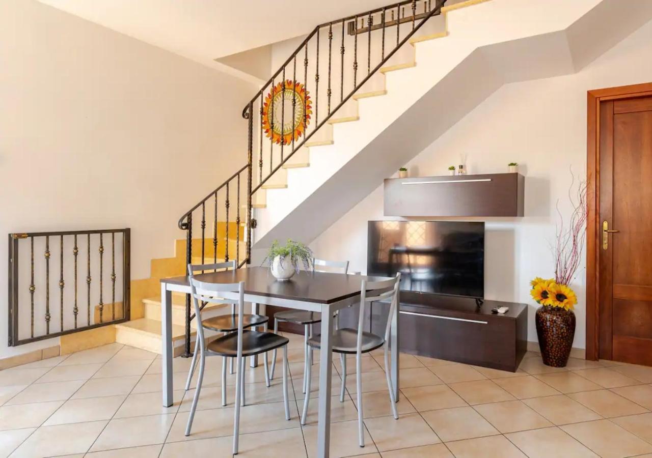 Garden Villa - Free Parking, Wi-Fi E Netflix Fiumicino Dış mekan fotoğraf