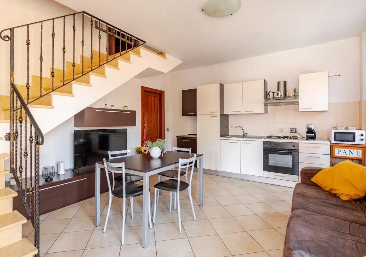 Garden Villa - Free Parking, Wi-Fi E Netflix Fiumicino Dış mekan fotoğraf